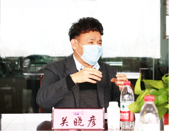 省委統(tǒng)戰(zhàn)部副部長張紅林一行蒞臨花花牛乳業(yè)集團 調(diào)研復工復產(chǎn)暨二七區(qū)民營經(jīng)濟發(fā)展工作座談會 省委統(tǒng)戰(zhàn)部副部長張紅林一行蒞臨花花牛乳業(yè)集團 調(diào)研復工復產(chǎn)暨二七區(qū)民營經(jīng)濟發(fā)展工作座談會