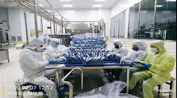 花花牛 | 疾風(fēng)來臨，你是不是勁草？